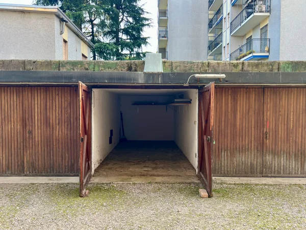 The private garage